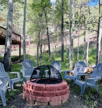 Gowdy Suite 2. 2 Queen Bed 2 Bath , Free Wifi, Open All Year Gowdy Property