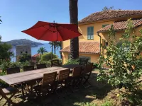 Beautiful  Provencal Villa Close To The Beach And Accommodation Hotel a Villefranche-sur-Mer