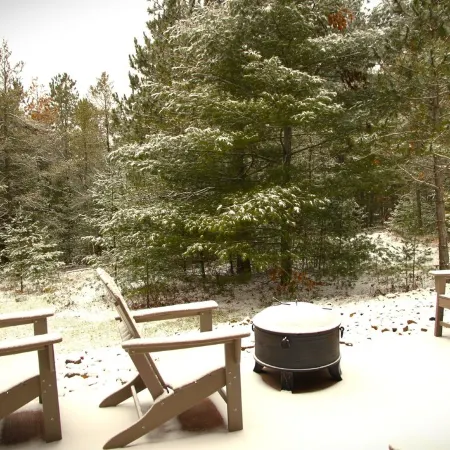 Brand NEW Cabin in the Pines w Private Lake