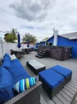 ◈ 3Bed/3Bath ◈  Heated Pool ◈ <10 Mins from Beach