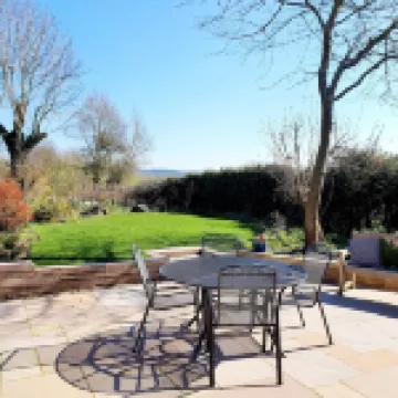 Peaceful cottage nr Ludlow & Leominster, newly renovated, large garden & orchard Hotels in Leominster