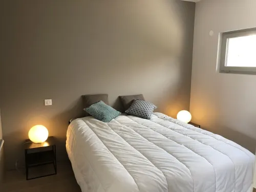 T2 Vacances et Cures Avec Terrasse EN Centre Ville Hotels in Aix-les-Bains