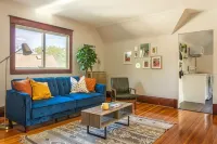 Stylish, modern loft with historic charm