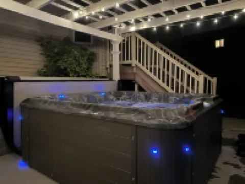 Family Friendly 7 Bedroom 4.5 Bath