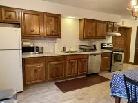 Private Wooded Retreat close to Cornell