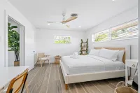 Stunning Retreat - Hot Tub - Sauna - Heated Pool - Games Room- Cold Plunge