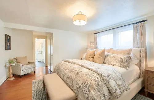 Luxurious, Spacious Pet-Friendly Home for Your Workcation In Wine Country