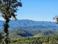 Breathtaking Panoramic Skyline Mountain Top View Cabin