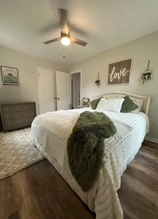 Relax at Gypsy Sands - your home away from home Отели рядом с достопримечательностью «Парк Шампейн»