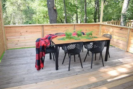 Camp Cresco, Exciting*Hot Tub*Hiking*FirePit Отели в г. Креско