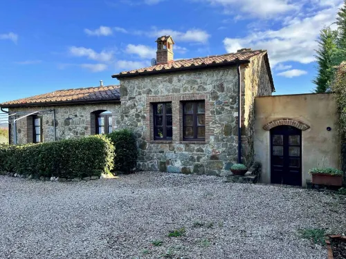 Villa with private pool and panoramic view in beautiful Val d'Orcia
