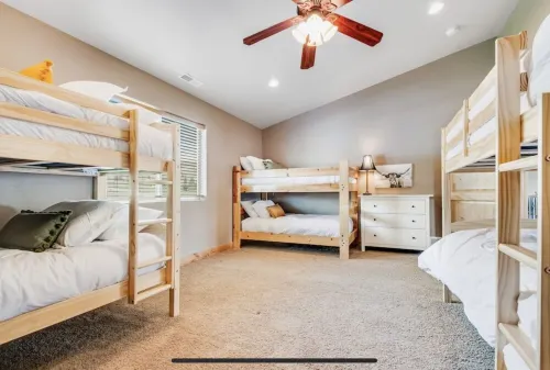Big 6,700 sqft Bear Lake Vacation Home blocks from Marina, private hot tub!