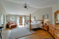 4000 sq ft Lakeside Escape Near Yosemite With Private Dock and Lake Access