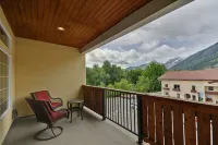 Mountain View Haus on Main - In the heart of "Bavaria"