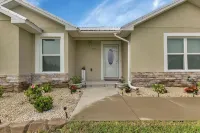 Florida Countryside Retreat-Charming 3-bedroom house with Jacuzzi and Spa pool!