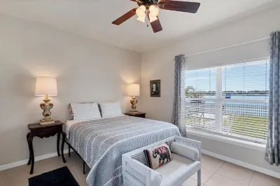 Waterside. Pet friendly. UCF area. CFE Arena 주변 호텔