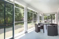 Entire House:14 Guests, 7 BRs, 10 Beds, 5 Full Baths, Outdoor Shower, Beach Gear Hotel a Narragansett