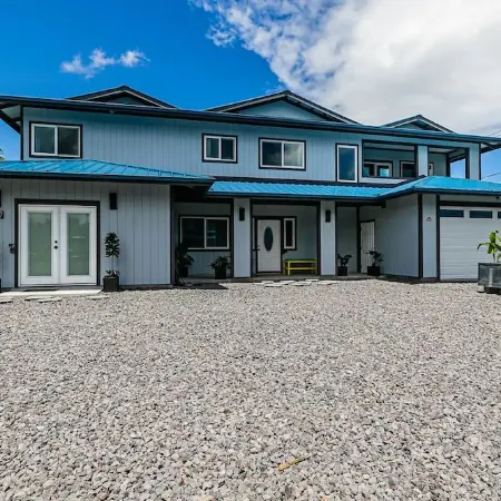 Entire 3-bedroom house in Hilo