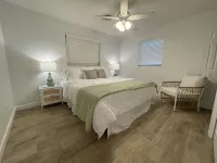 Downtown Stuart Coastal Cottage