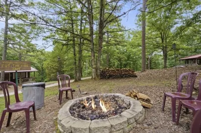 Updated Cabin with Shared Pool, Hot Tub and Fire Pit!