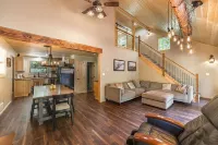 Unplug at this Mt. Baker Cabin in the Hot Tub, enjoy massage chair & rain shower