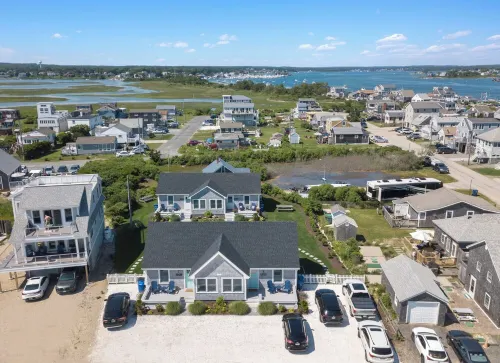 Beach Condo ! Across From East Matunuck State Beach !