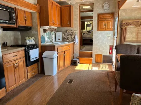 5th Wheel Camper at DayDreams Campground