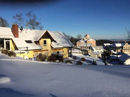Holiday Apartment at Schönberg Castle