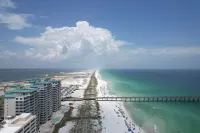 Beach Colony East Resort 5th Floor 3-Bedroom Condo Directly on Navarre Beach