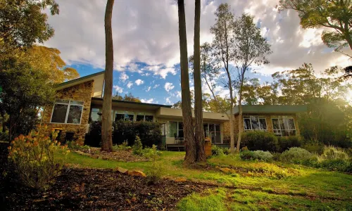 Deckhaus Hepburn Retreat