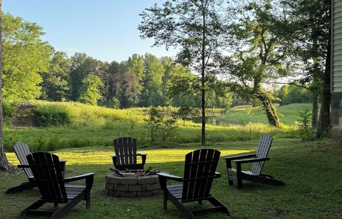 The Loft retreat at Price Pond !