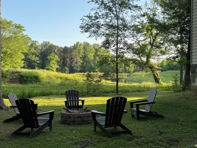The Loft retreat at Price Pond !