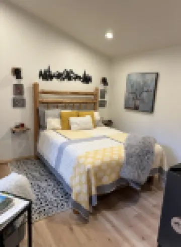 The Nest @ Pine Lodge - outdoor sauna & cold plunge tub, EV chrg, pets, AC