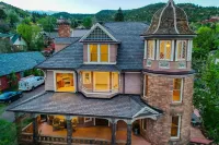 1880 Historic Richardsonian Romanesque Manitou Springs Award-winning Restoration Hotels near Governor's House