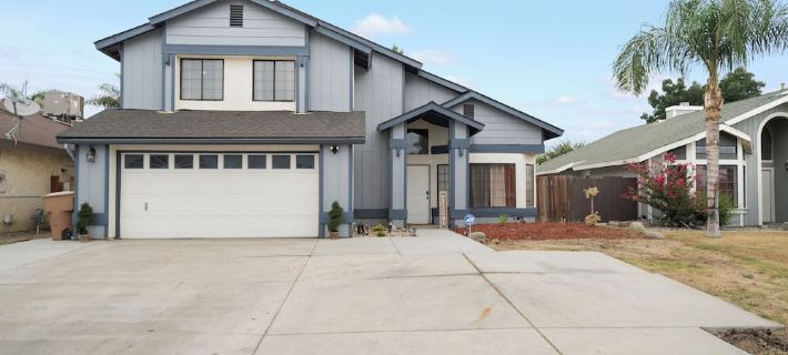 Spacious 4-Bd 2.5BTH Corporate Housing Near Hwy 99 with Plenty of Parking Ξενοδοχεία στην πόλη Μπέικερσφιλντ