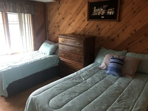 Cottage - Sisters Lakes