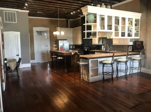 Historic Speak Easy Loft with Water Views in Downtown Vicksburg