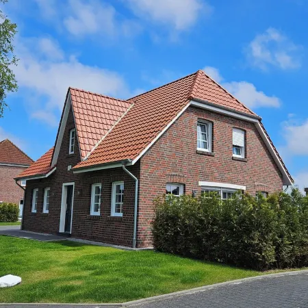Modern Vacation Home for up to 8 People Near the Dyke - Ideal for Families