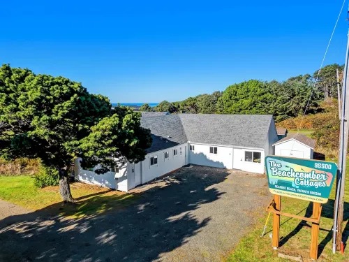 Beachcomber: Beachfront Escape Unit #5