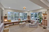 Walk to Wilton Dr | Waterfront