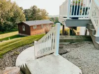 Stylish 1BR in Amish Country: Tourist Area Hotels in Hardy Township