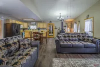 Private Getaway Cabin near Hot Springs