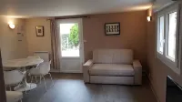 Furnished apartment in individual house any comfort with raised garden