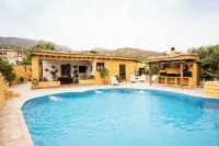 Casa Amaro houses for 6 people
