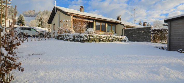 Ferienhaus Eibele – Your Private Holiday Home for Relaxing Getaways Hotels in Oberstaufen