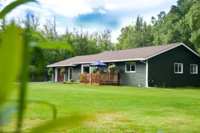 Uniquely Alaskan Vacation Home