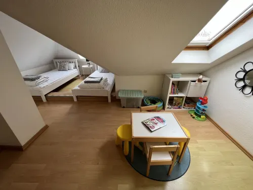 Apartment with 3 bedrooms, balcony and fireplace - perfect for couples/families