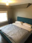 Large Oceanside Apartment. Walk to the beach and many restaurants. Pet Friendly