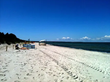 Comfortable, quiet 3-room first floor apartment, garden, fireplace and underfloor heating