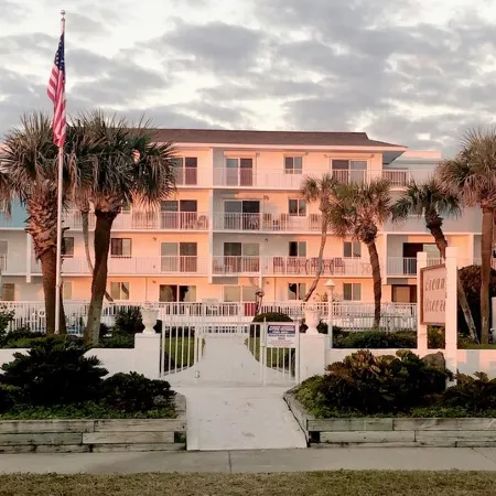 Beachfront Paradise! Private location between Flagler Beach and Ormond Beach.